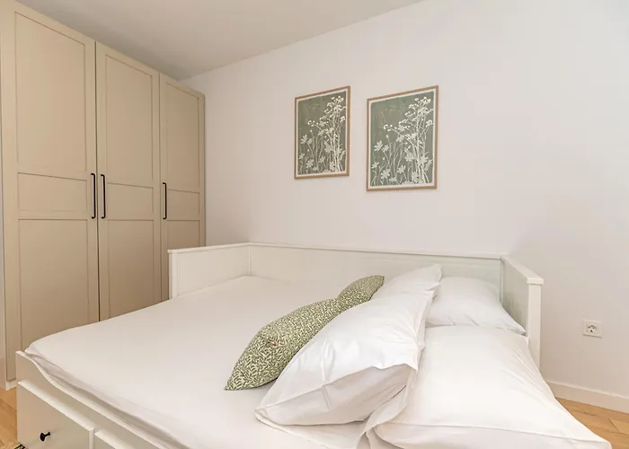 Apartment Zadar Beach * Задар